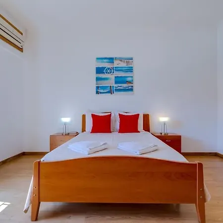 Vakantiehuis Collection Side - Oura 200 Meters *