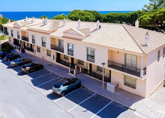 Collection Side - Oura 200 Meters Holiday home *